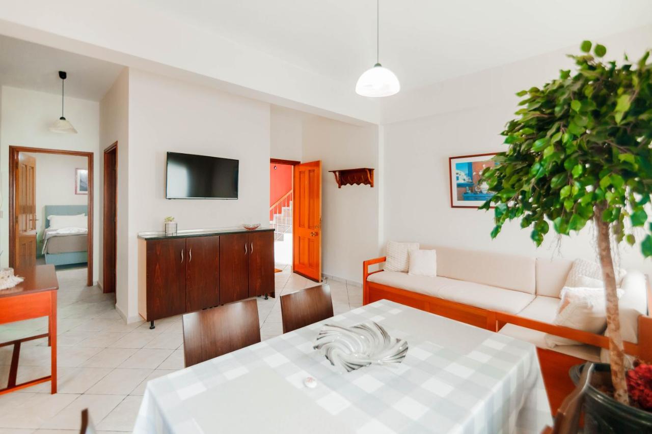 Zorbas Apartments Parga Ngoại thất bức ảnh